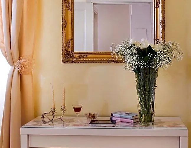 לינה וארוחת בוקר Cameo